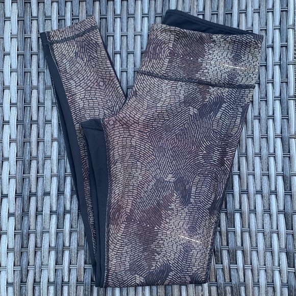 LULULEMON Wunder Under Pant *Full-On Luon - Golden Godess Cashew Multi / Black - Picture 4 of 14